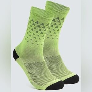 Oakley All Mountain MTB Socks‎ Sulphur Size 4
Small 4-6 NWT